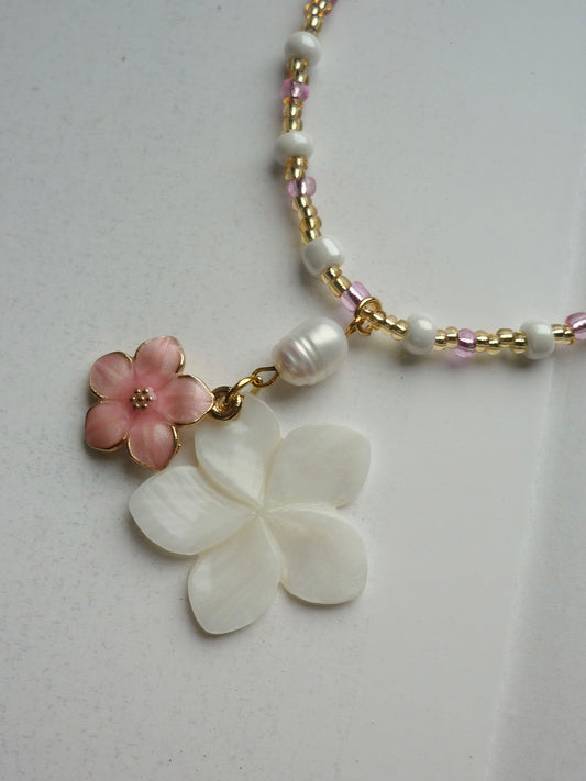 Pink and Pearl Flower Bead Necklace